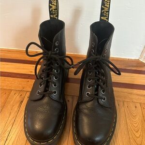 Dr. Martens Black 1460 Pascal Leather Lace Up Boots